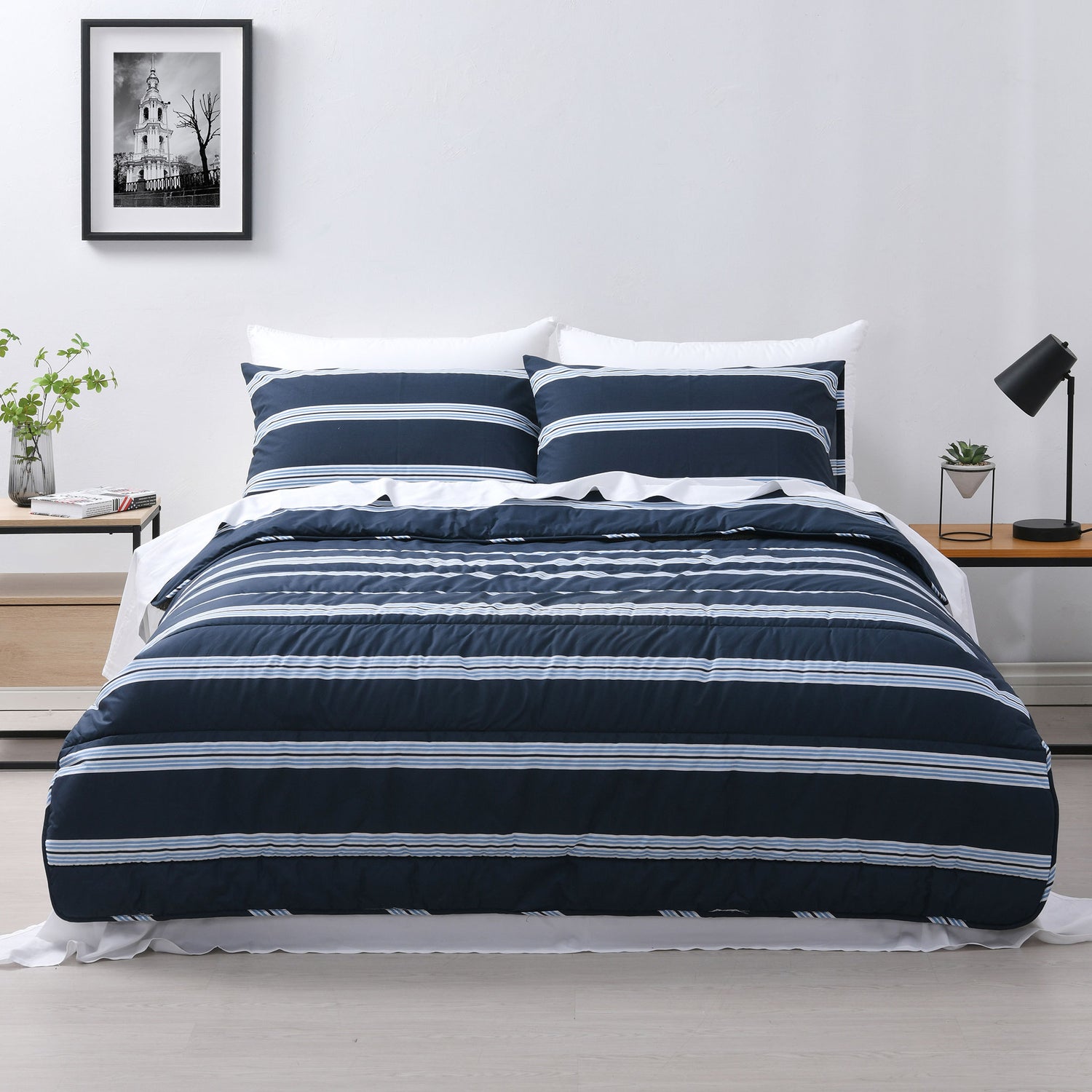 Hudson Stripe Navy Printed Comforter