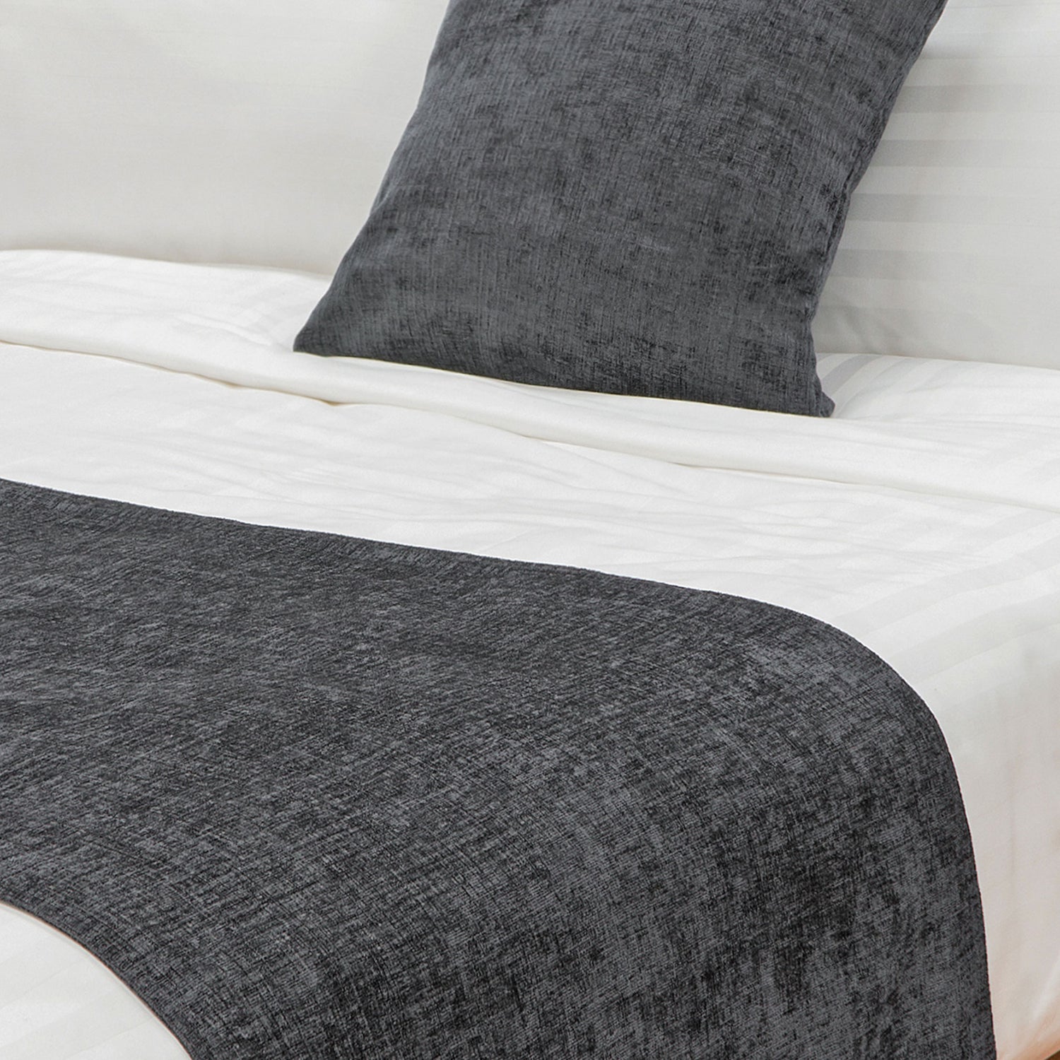 Parker Chenille Bed Runner