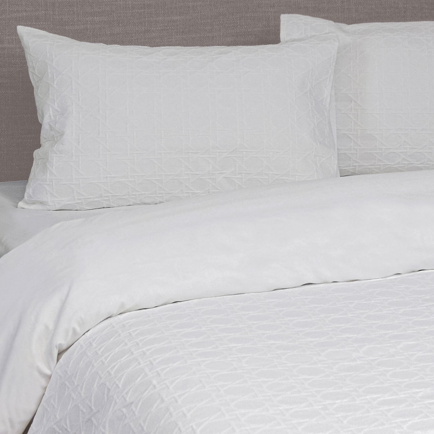 Villa Matelasse White Quilt Cover Set